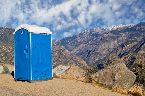 Best Portable bathroom rental  in Epworth, IA