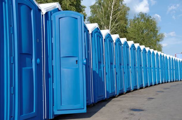 Affordable portable toilet rental in Epworth, IA